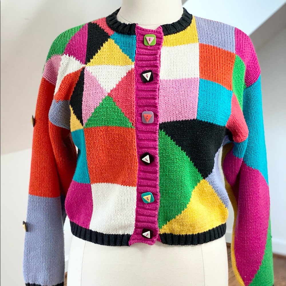 AMAZING, vintage Lisa Nichols knit. Fits up to size large.